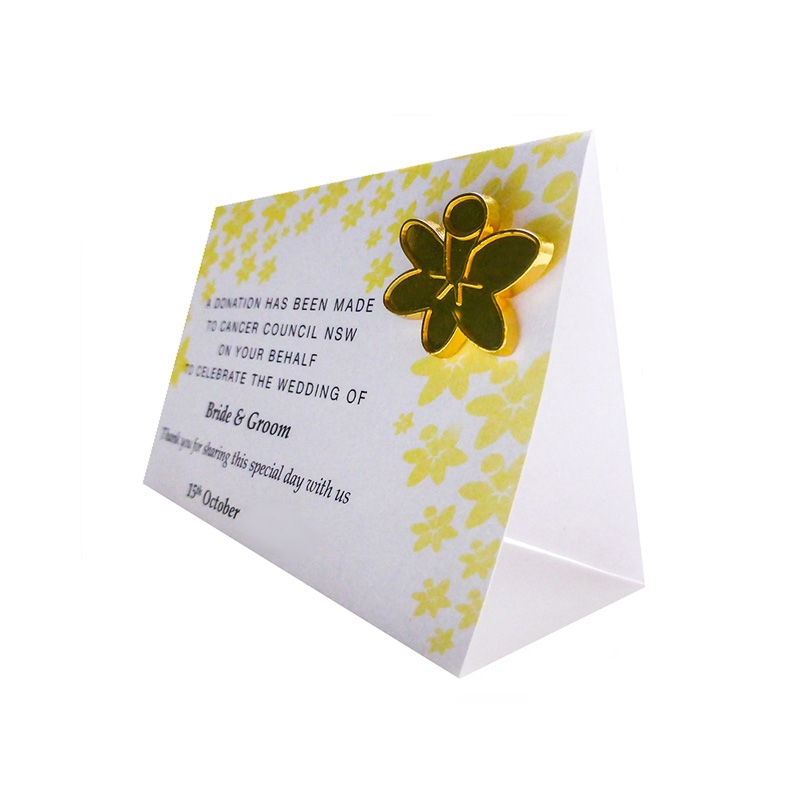 Gold Daffodil pin with card*